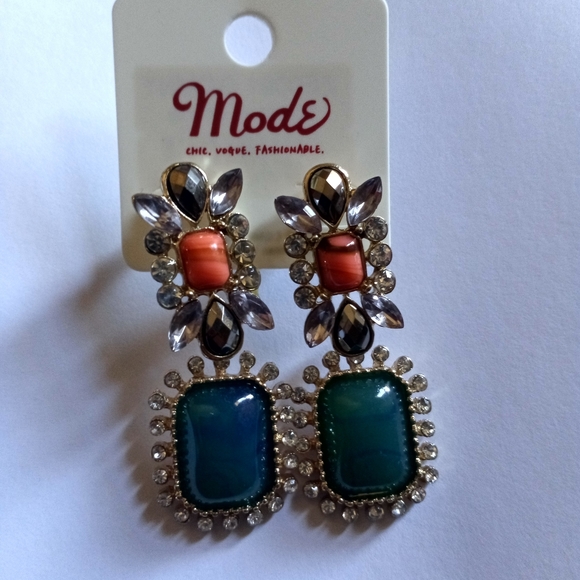 Jewelry - 🆕Earrings